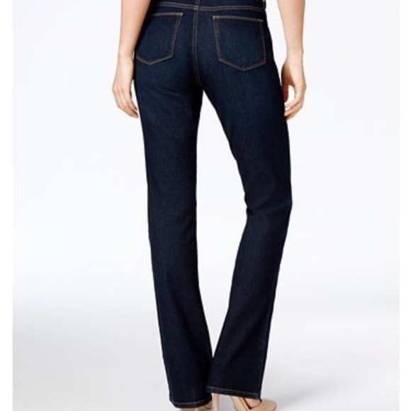 Style and Co Bootcut Curvy Fit Jeans (Stream) - Picture 2 of 4